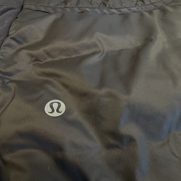 Lululemon Down for a Run Vest Black Goose Diamond Quilted Puffer Run Jacket 6 - Picture 7 of 12